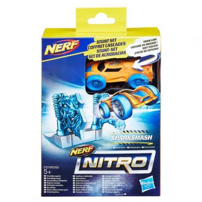 Hasbro NERF Nitro náhradné autíčko a prekážka
