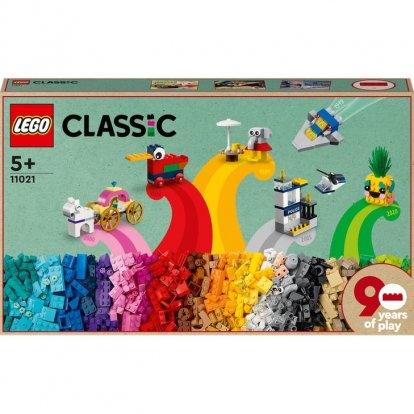 LEGO Classic 11021 90 rokov hrania